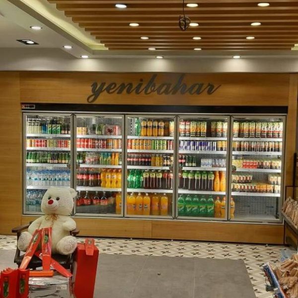 İçecek dolabı çok kapılı